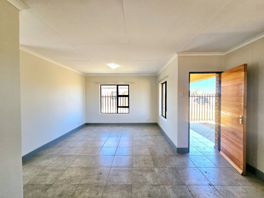 2 Bedroom Property for Sale in Heidedal Free State